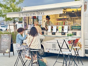 Le pondichery truck place picture